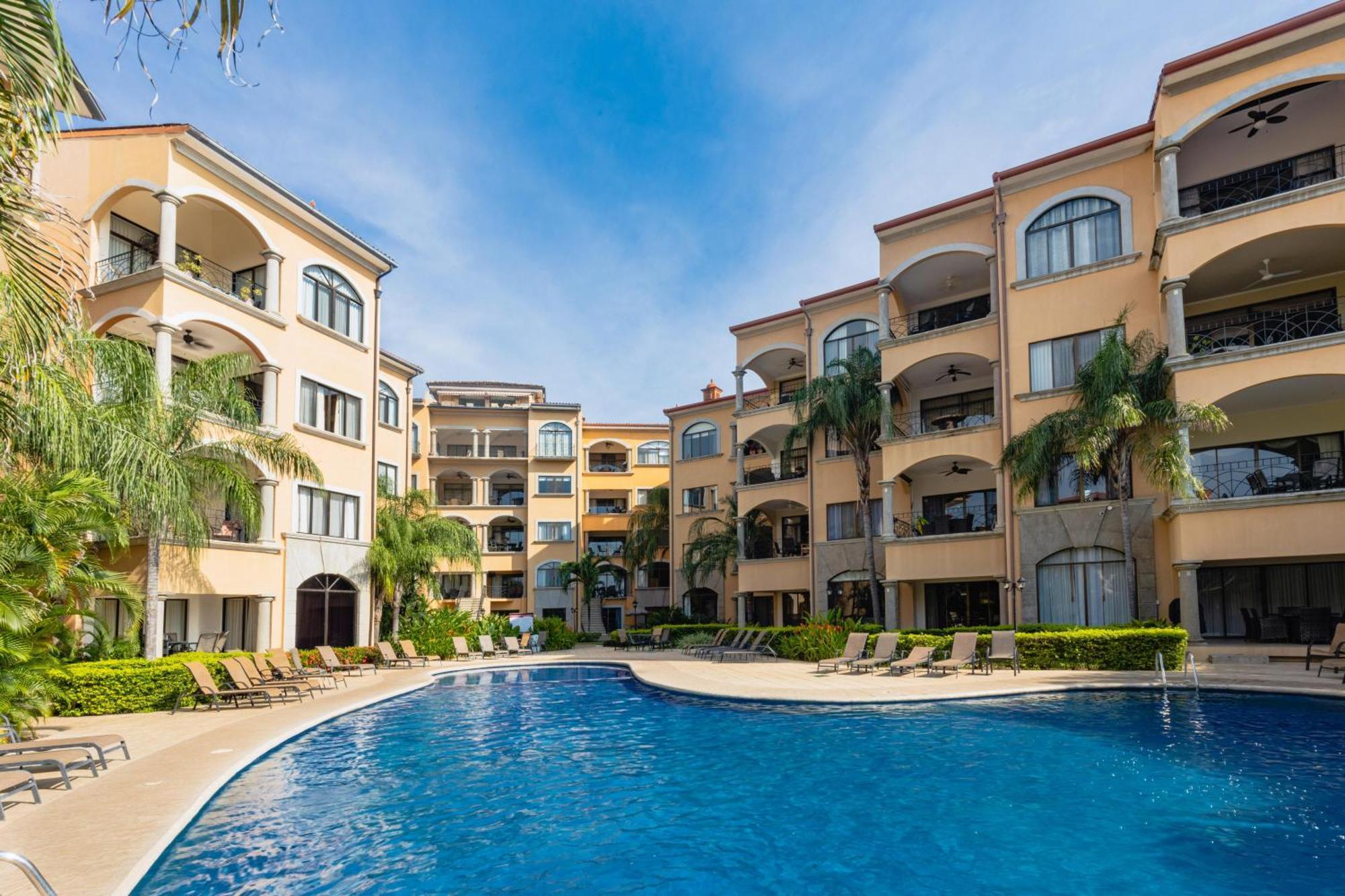 Sunrise 1- 3 Bedroom Poolside Condo Тамариндо Екстериор снимка