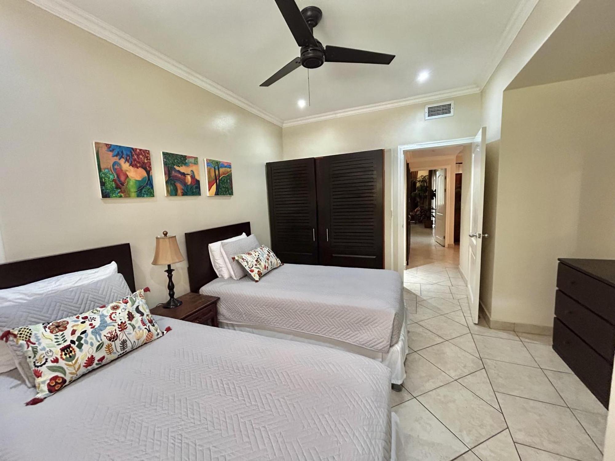 Sunrise 1- 3 Bedroom Poolside Condo Тамариндо Екстериор снимка